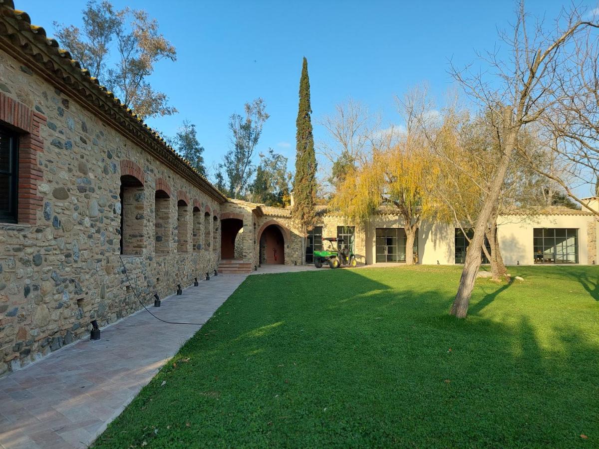 Hotel Mas Aret Peralada Exterior photo